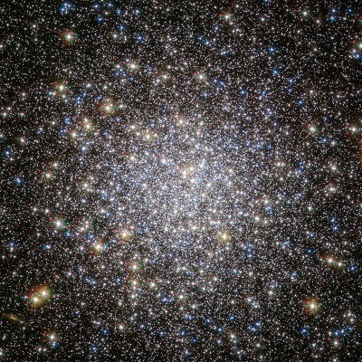 Messier 5 globular cluster by the Hubble Space Telescope (credit:- NASA, The Hubble Heritage Team (AURA/STScI))