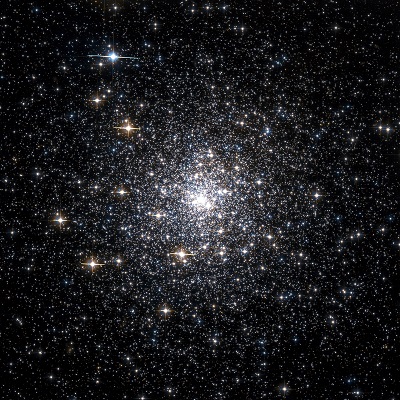 Messier 70 globular cluster by the Hubble Space Telescope (credit:- NASA, The Hubble Heritage Team (AURA/STScI))